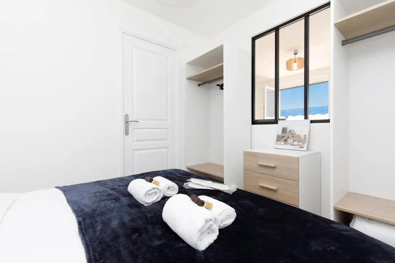 Palladium YourHostHelper Cannes 0*,